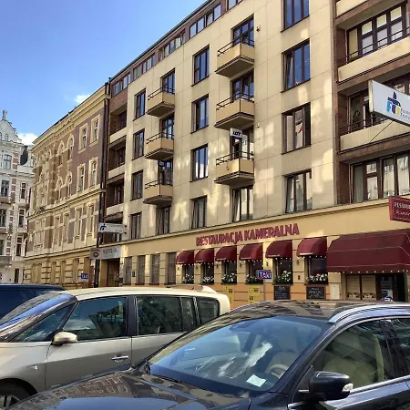 Centrumap Smolna 15 *